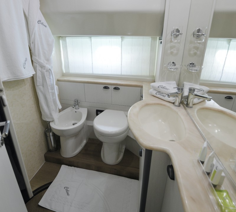 Ensuite