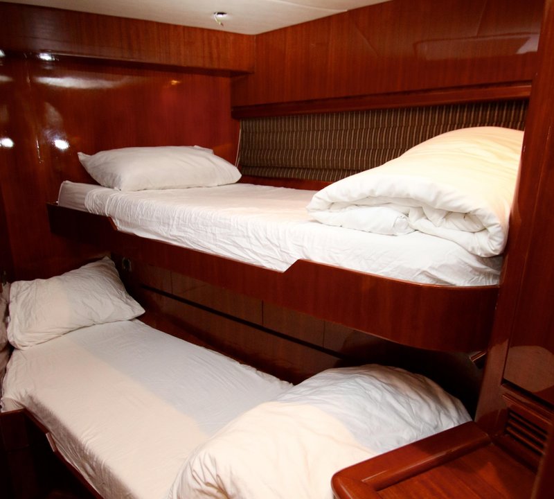 Twin Cabin