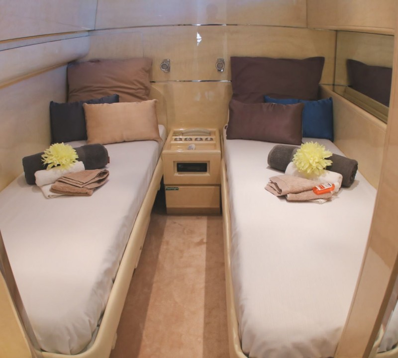 Twin Cabin