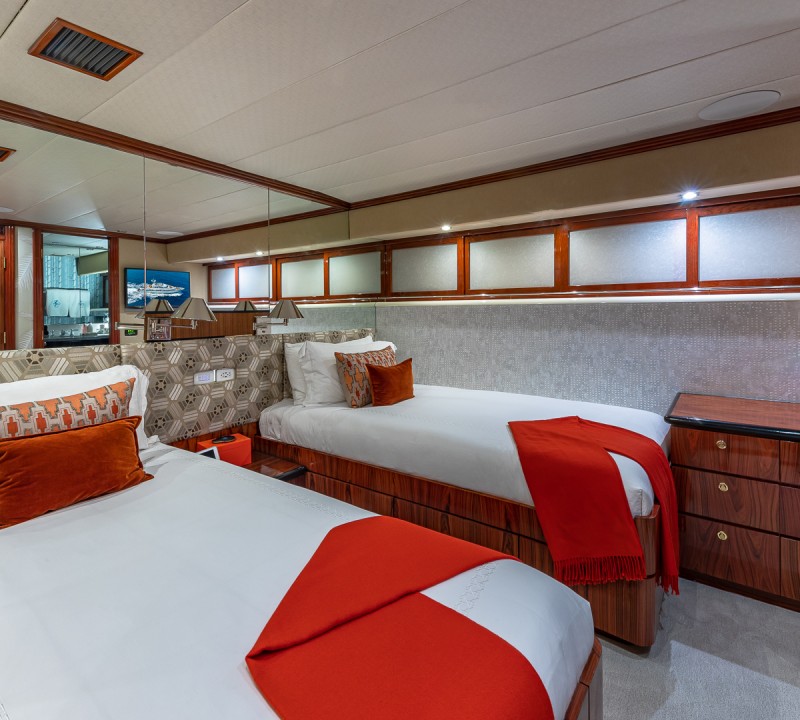 Twin Cabin