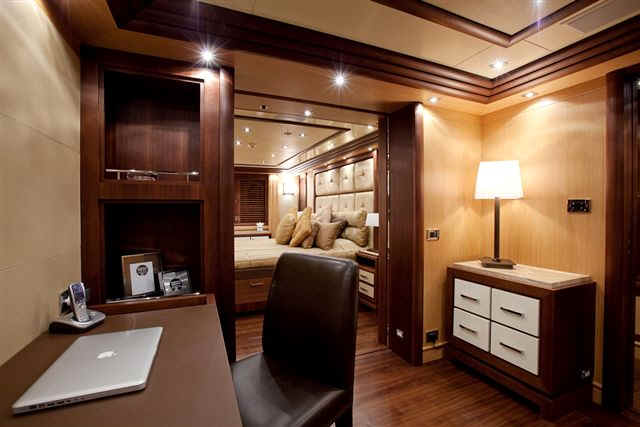 Interior 00011