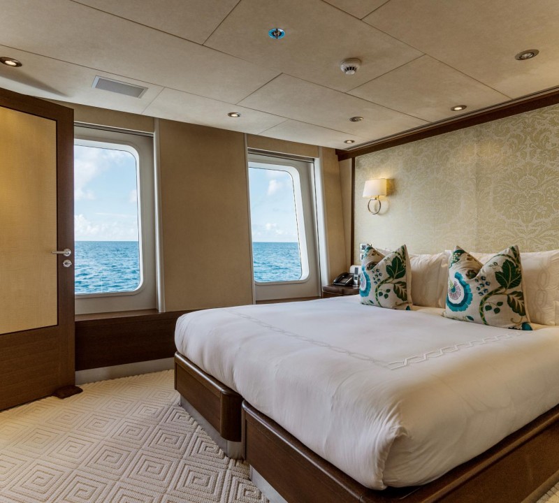 Double Cabin
