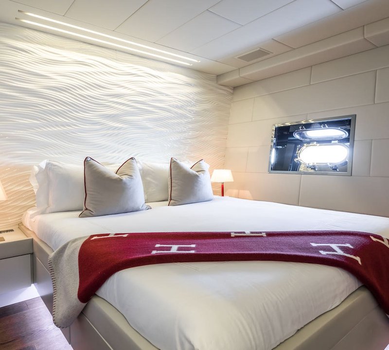 Double Cabin
