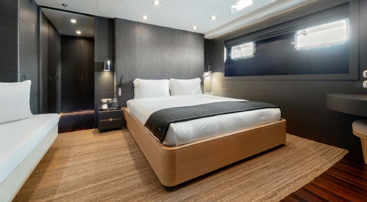 Double Cabin