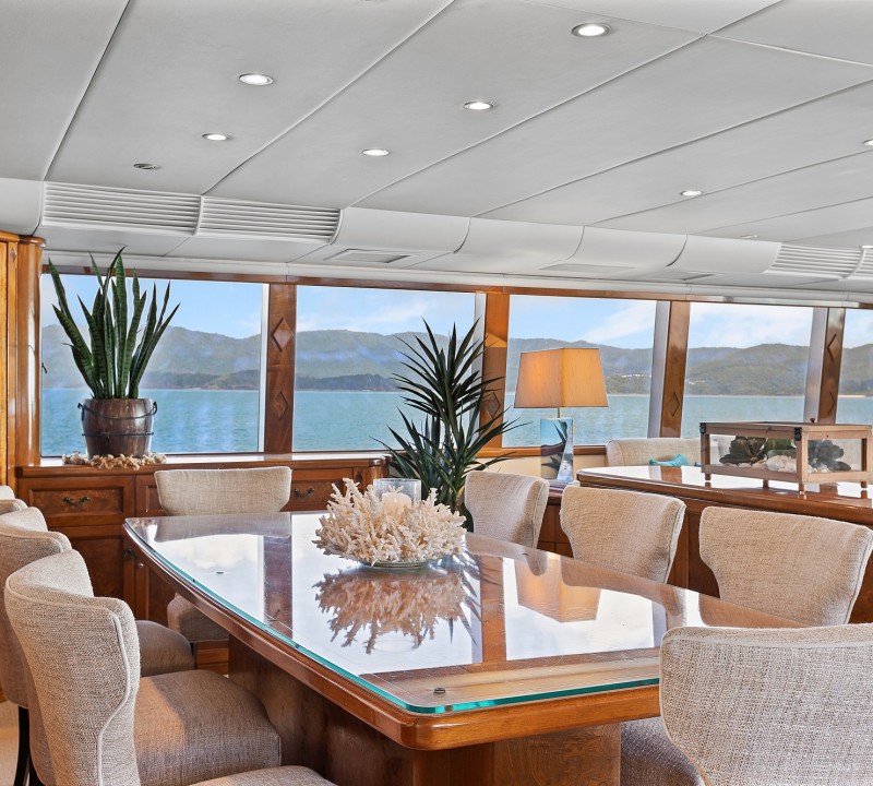 Main Salon Dining
