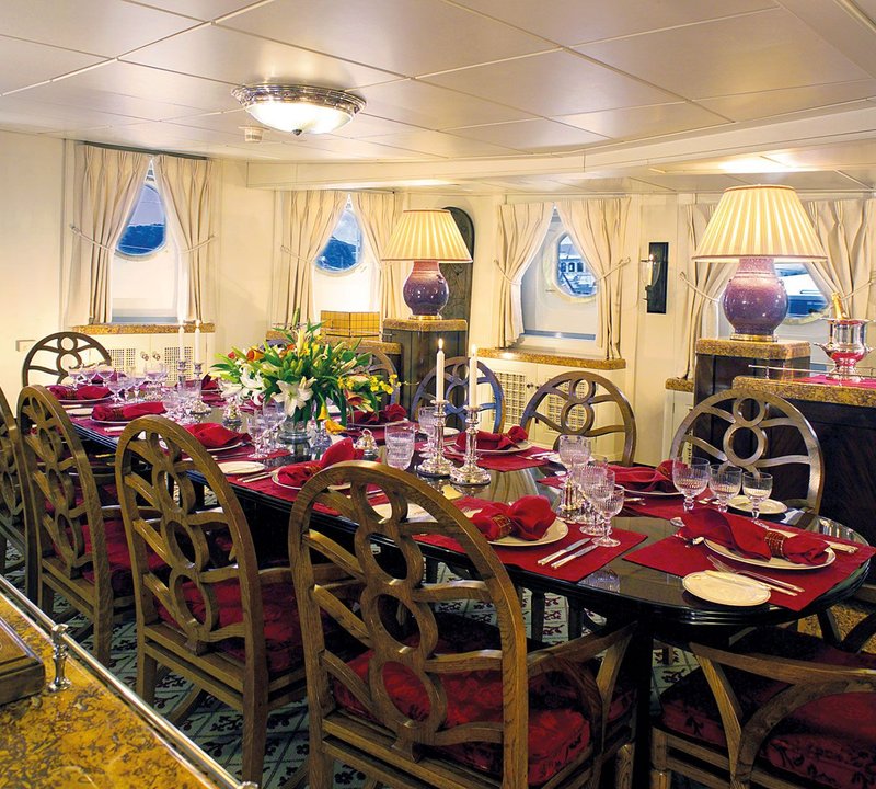 Interior Dining