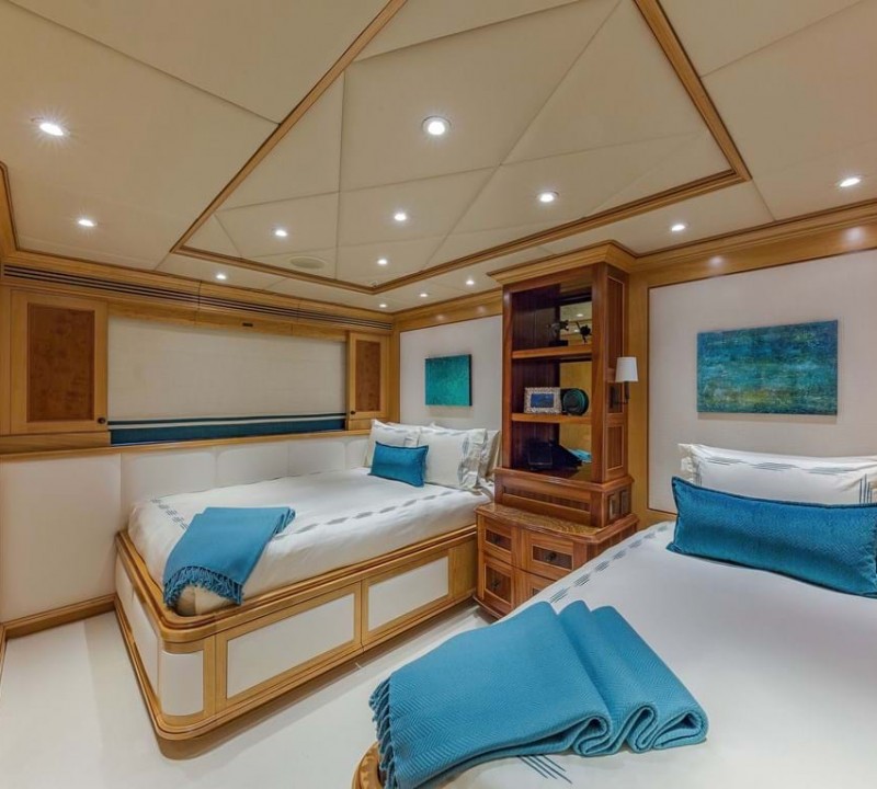 Twin Cabin