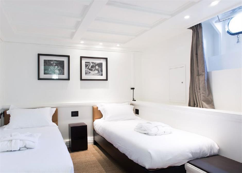 Guest Cabin