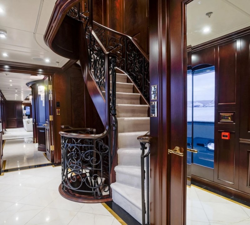 Main Deck Foyer