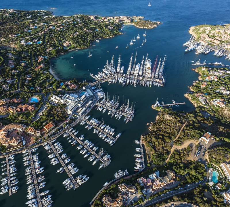 Maxi-Yacht-Rolex-Cup - Dockside Ambiance In Porto Cervo