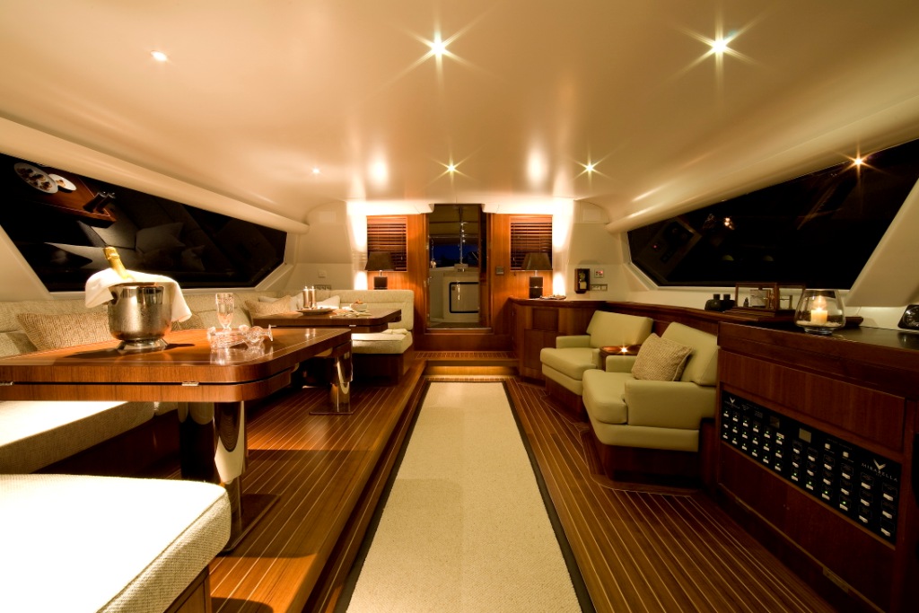 Mirabella III -  Pilot House
