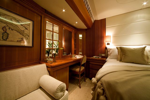 Mirabella III. - Master Cabin Seating and Vanity