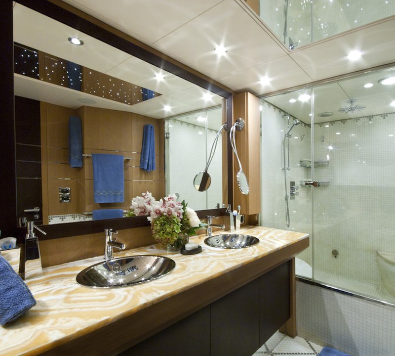 Mistral 55 - Interior