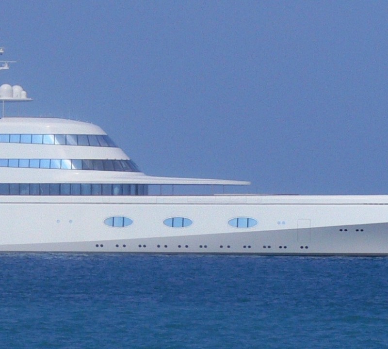 Motor Yacht A
