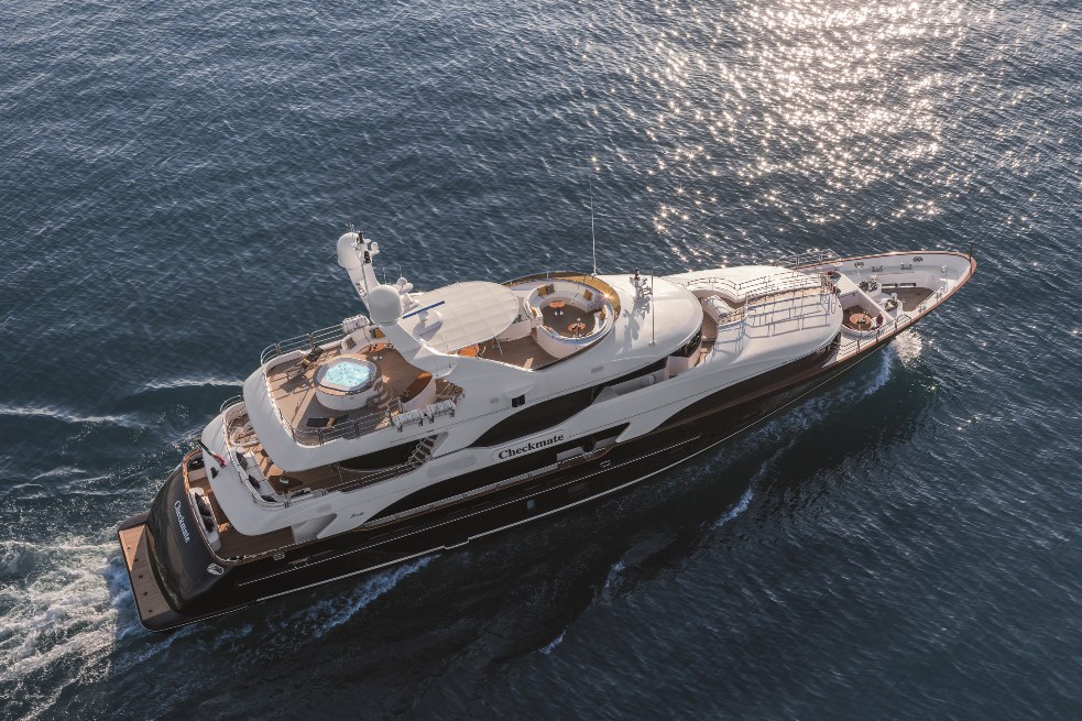 Motor Yacht CHECKMATE. - From Above
