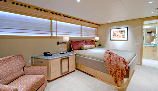 Motor Yacht Triumphant Lady - Master