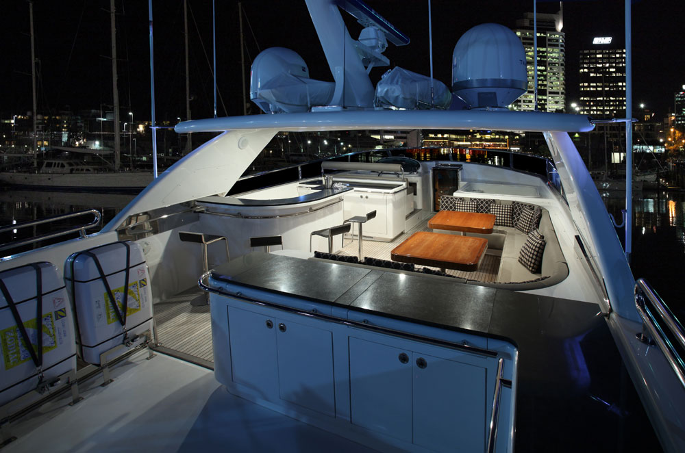 Motor yacht AQUARIUS - Sundeck