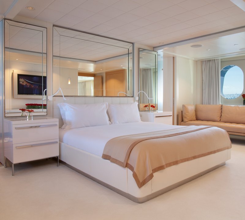 Motor yacht IDOL- Master Cabin