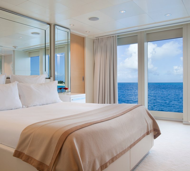 Motor yacht IDOL- VIP Cabin