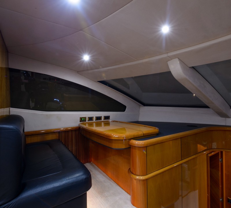 Motor yacht LADY DORIS - 009