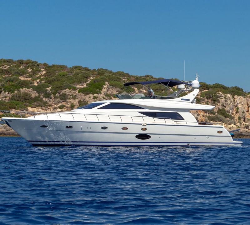 Motor Yacht LEGEND