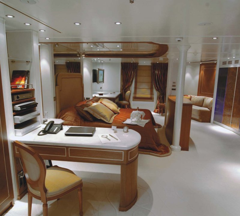 Motor yacht RM ELEGANT - MASTER DIAMOND CABIN