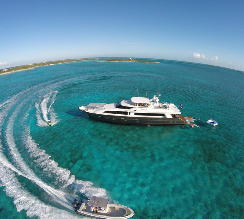 Motor yacht UNBRIDLED - 031