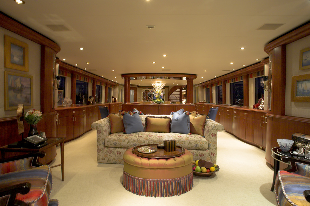 NAMOH - Main Saloon