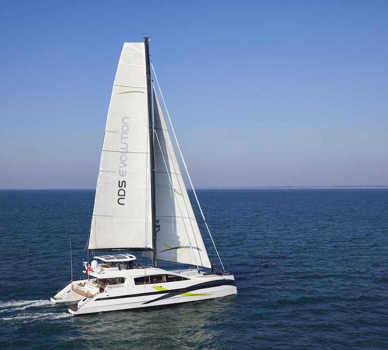 NDS EVOLUTION Yacht Cruising