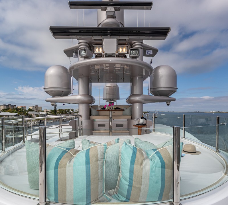 Top Deck