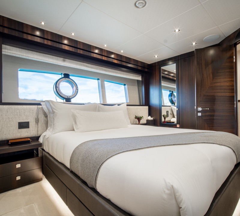 Double Cabin