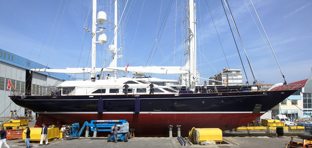 Newly Refitted Sailing Yacht Ellen - Perini Navi