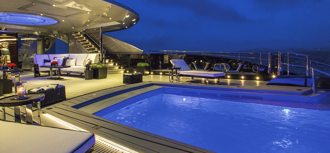 Okto_27
M/Y OKTO - Saltwater/Freshwater infinity pool