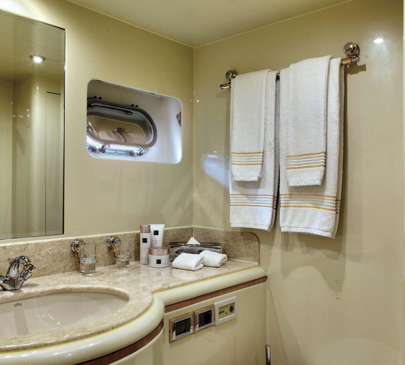 Guest ensuite