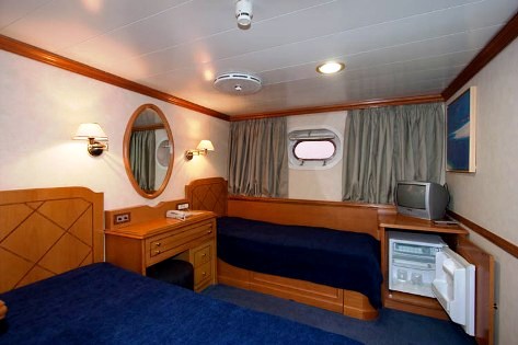 Pantheon -  Twin Cabin