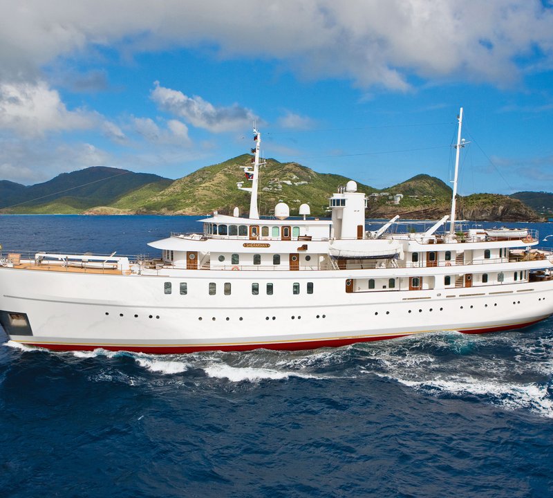 Post 2017 Refit White:grey Coloured Hull - Sherakhan