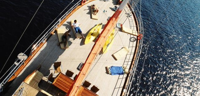 QUASART-foredeck