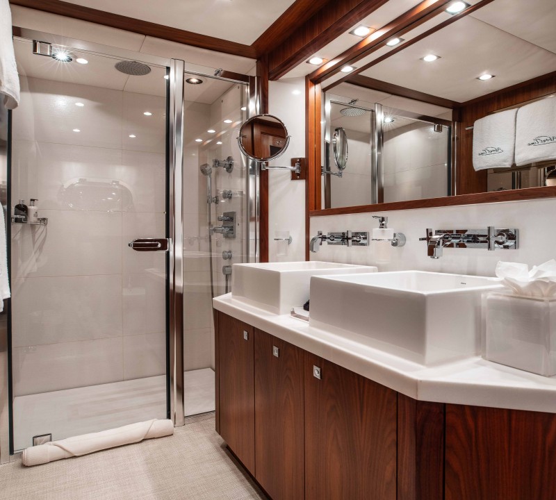 Queen Stateroom 3 Ensuite