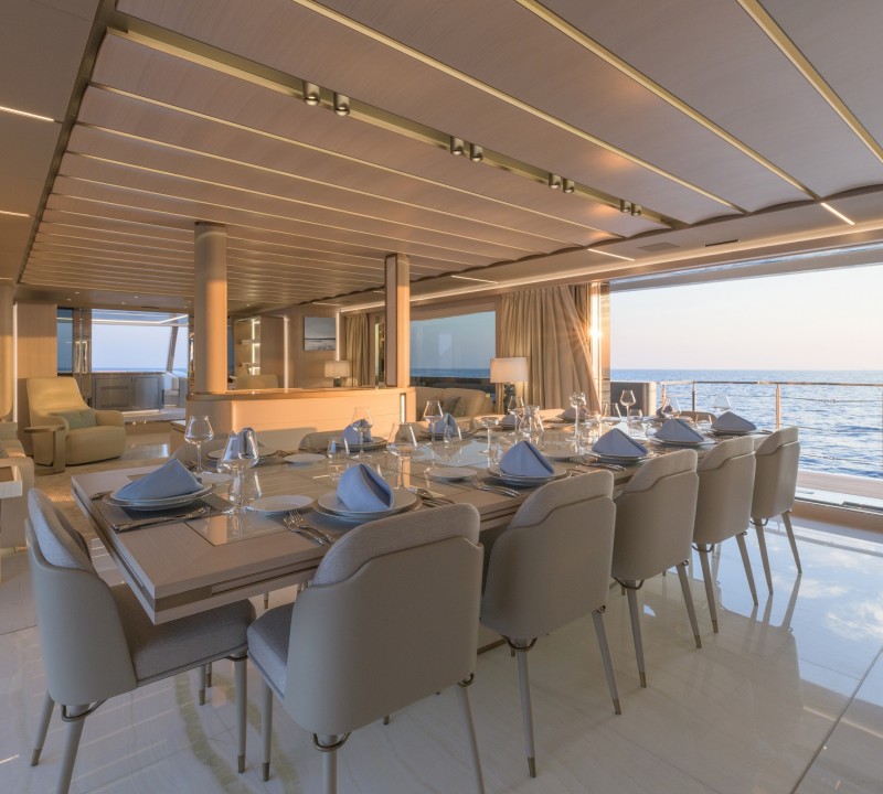 Rossinavi-Vector 50 Motor Yacht EIV - Dining Saloon
