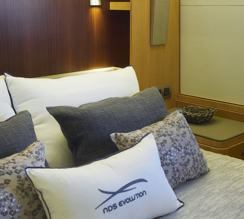 Double Cabin Detail
