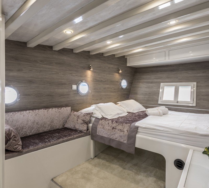 Double Guest Cabin