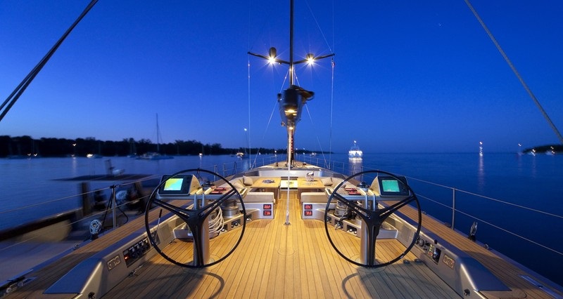 Top Deck