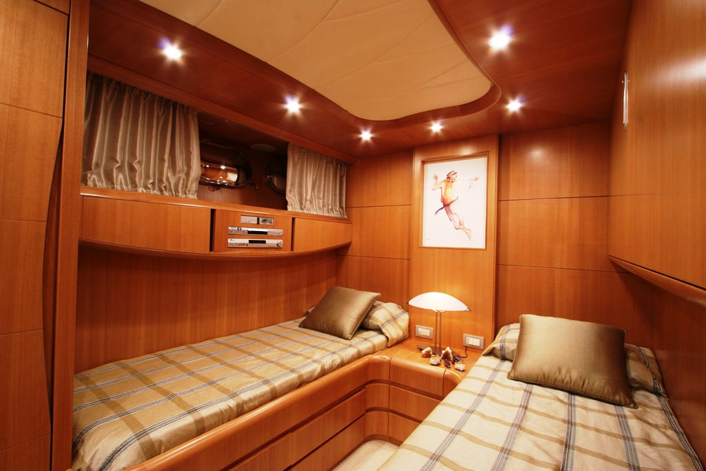 SEFIRA - Twin Cabin