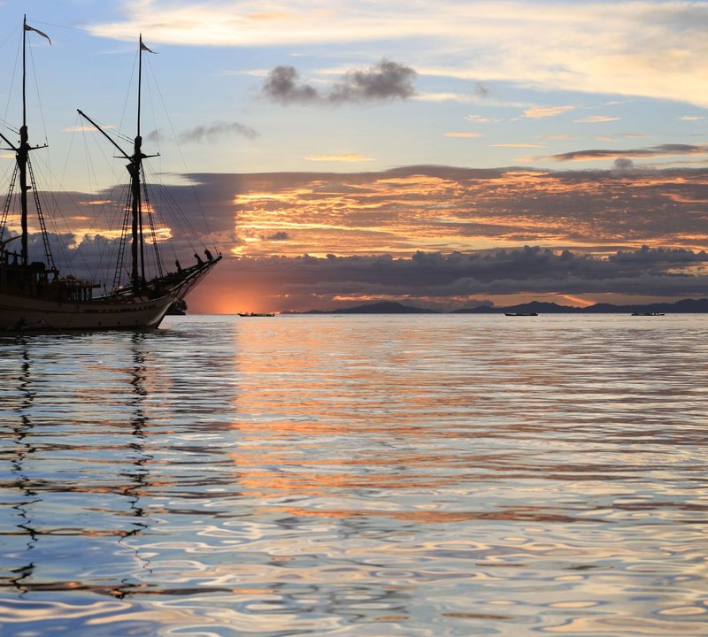 SILOLONA At Sunset