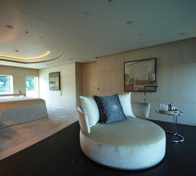 SIREN - The Master Suite