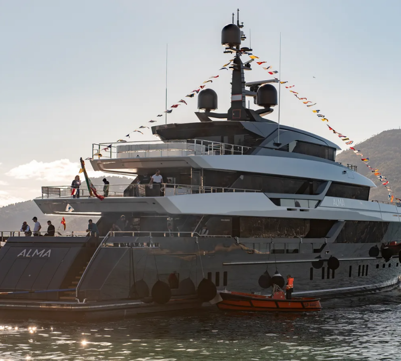 SL 57Steel Yacht Alma