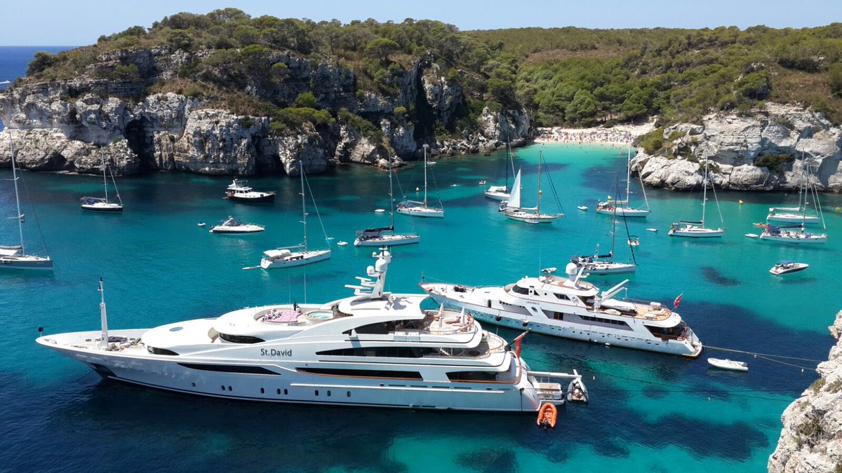 ST DAVID Yacht By Benetti - Courtesy Yacht St David