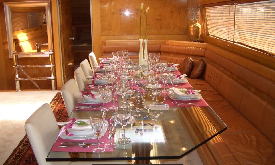 SUHEYLA SULTAN - Formal Dining
