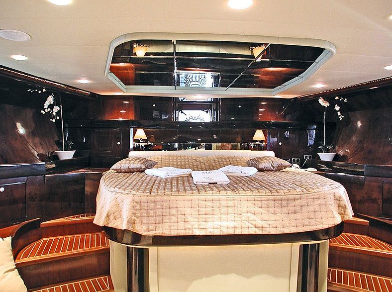 SUHEYLA SULTAN - VIP Cabin