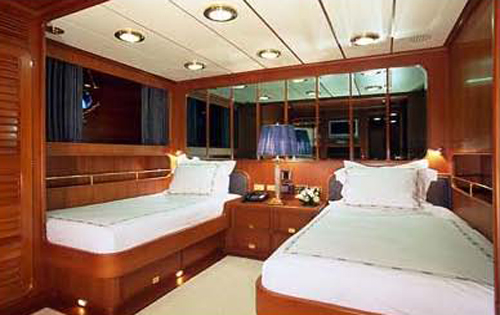 SY ANDROMEDA LA DEA - Twin cabin